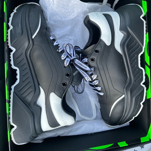 Dolce & Gabbana sneakers! - Picture 2 of 7